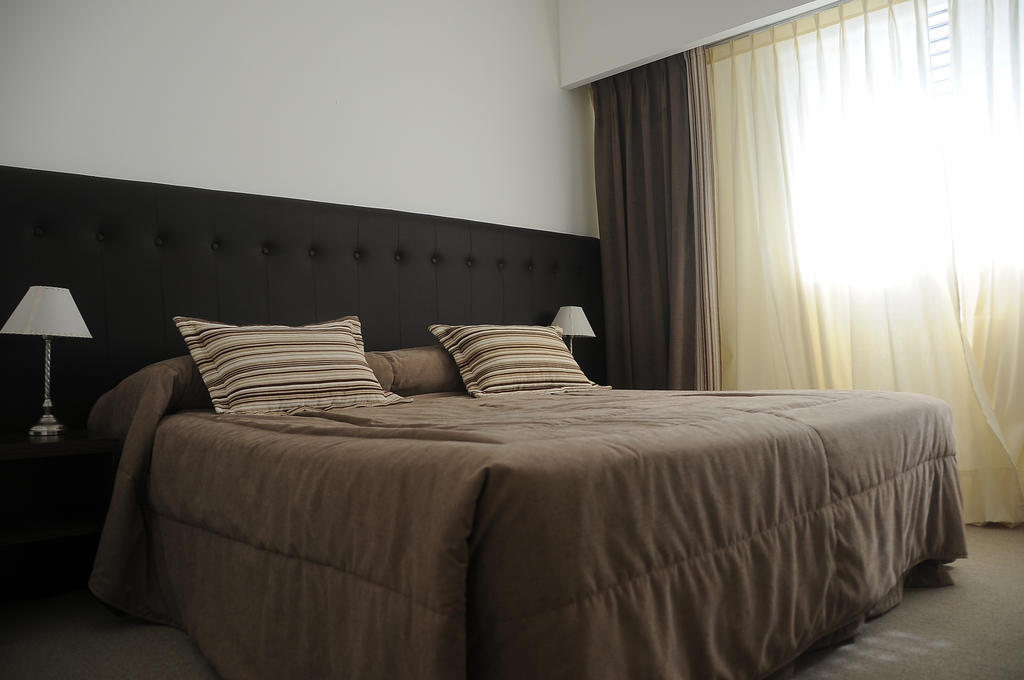 Hotel Embajador Gualeguaychú Cameră foto